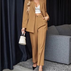 Shein women’s pant suit size 6